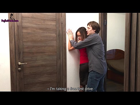 ❤️ Sexy Realtor sensually jerks his pussy and fucks while selling his apartment - Krempai ️❌ مقعد فحش